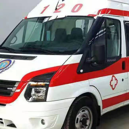 德钦非急救护送病人转院租赁救护车的优缺点对比